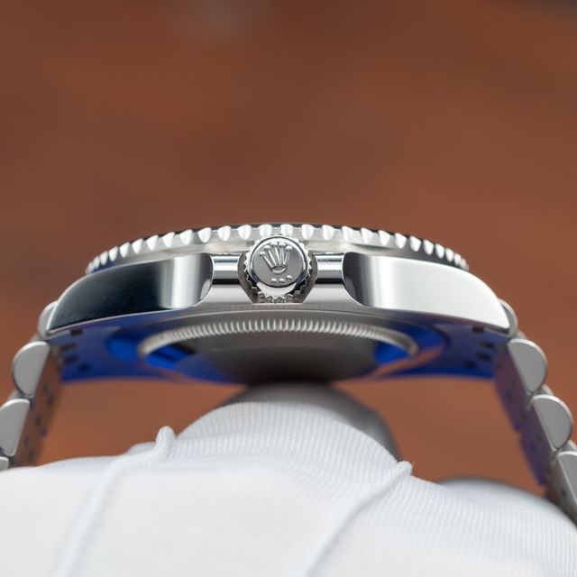 Rolex GMT Master II 126710 BLRO Image 2